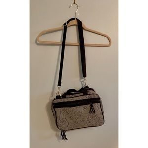 31 Cosmetic Travel Bag